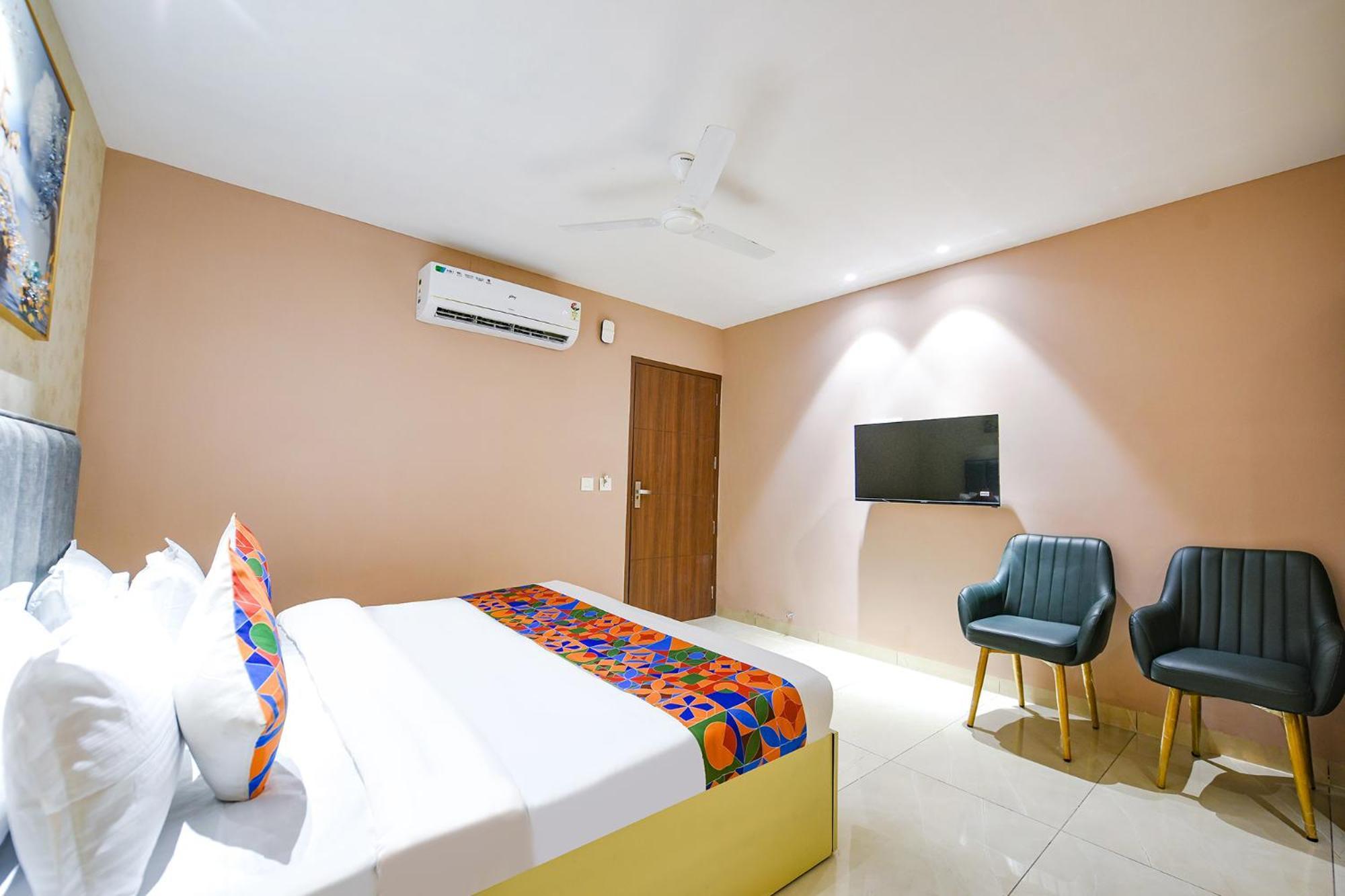 Fabhotel Supreme Suites Ludhiana Exterior photo