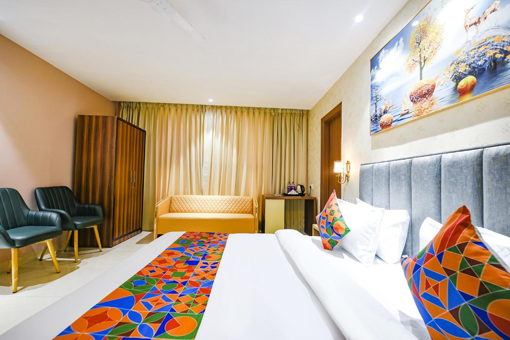 Fabhotel Supreme Suites Ludhiana Exterior photo