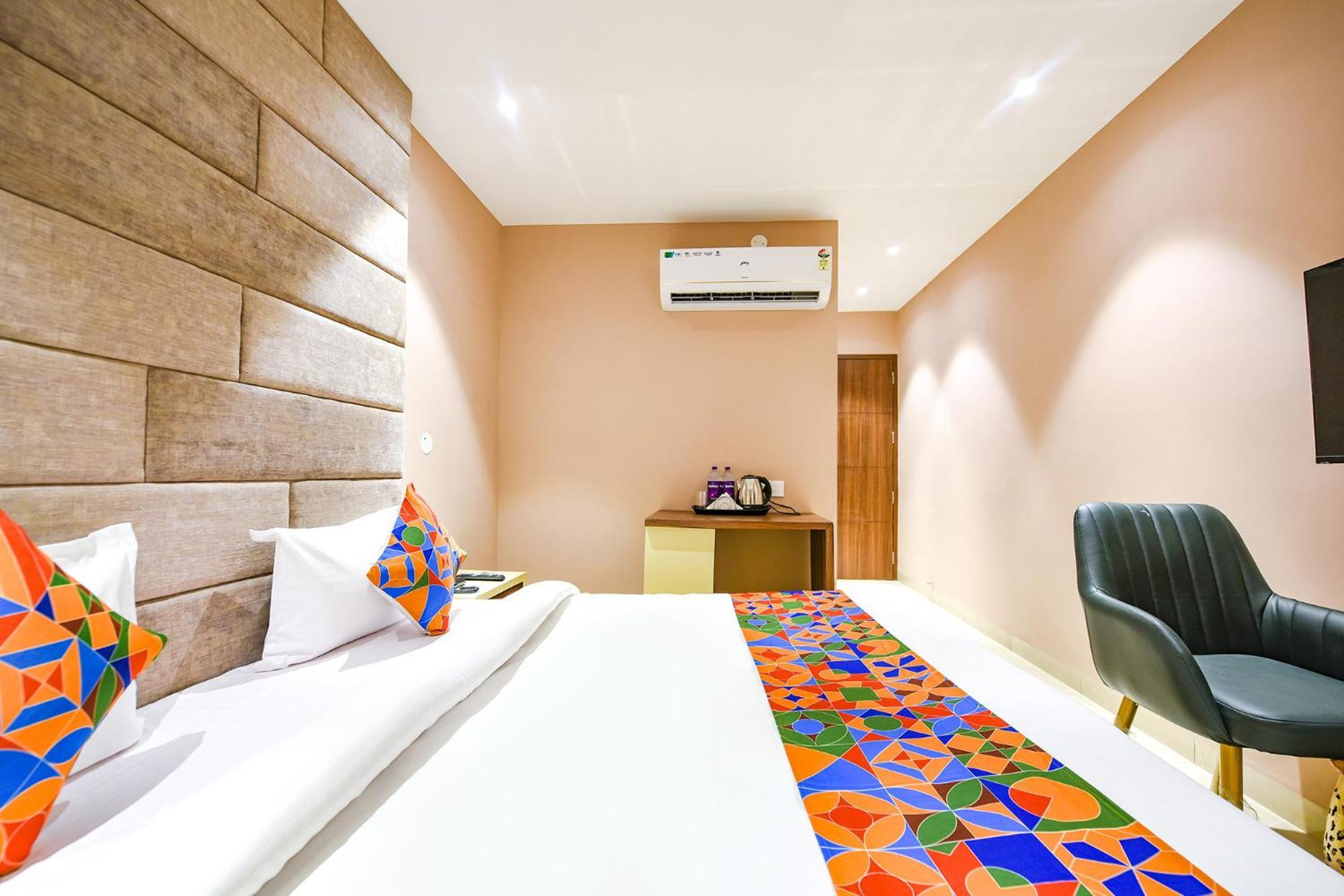 Fabhotel Supreme Suites Ludhiana Exterior photo